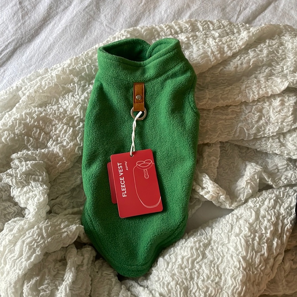 Pet fleece vest